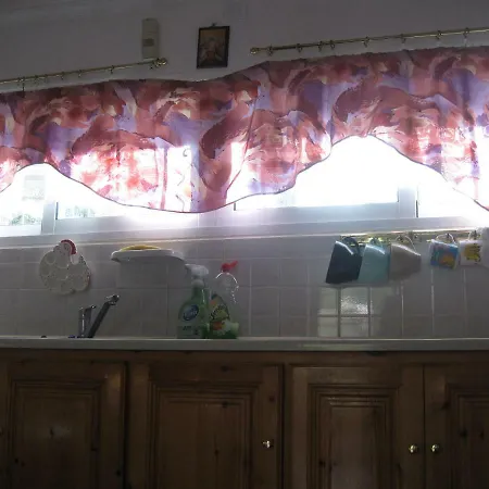 Anna's Countryside House *